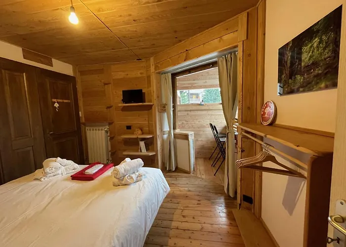 Sauze Chalet By Besson Hotel *